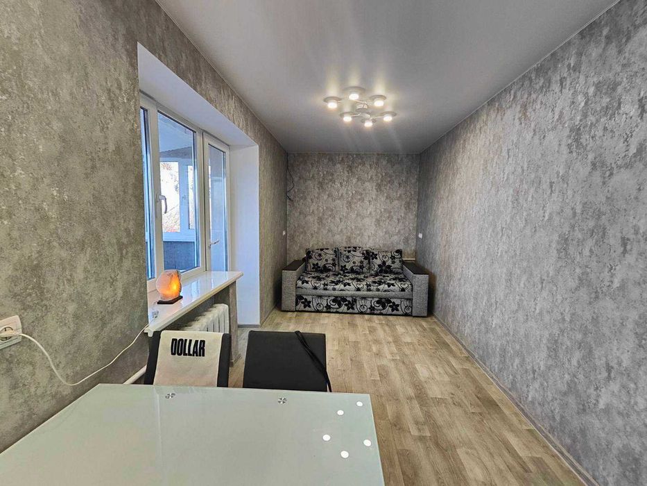 ЗДАМ 2-ох кімнатну квартиру по вул.Днепр. шоссе з новим ремонтом