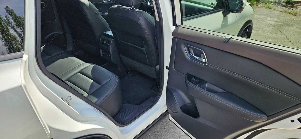 Nissan Rogue Т33 кузов 2.5 бензин  SL з НДС