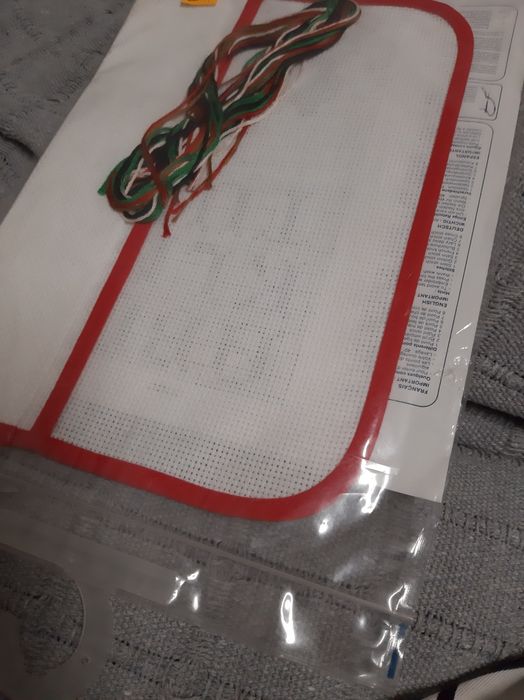 Diversos para bordar ponto cruz (bolsas, panos)