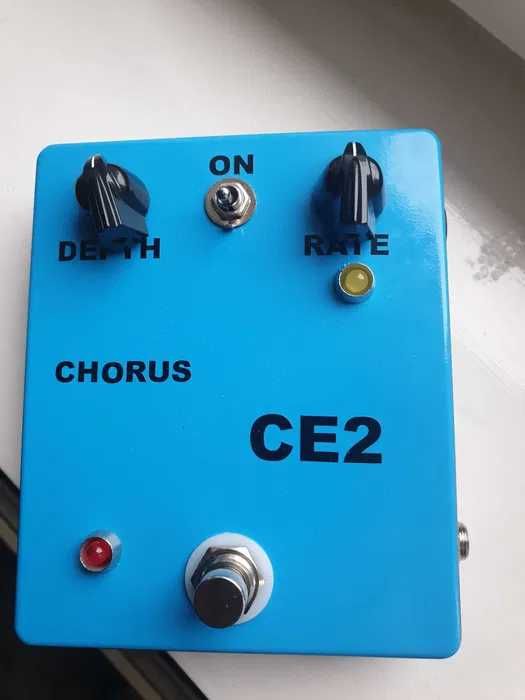 Chorus jak Boss CE2