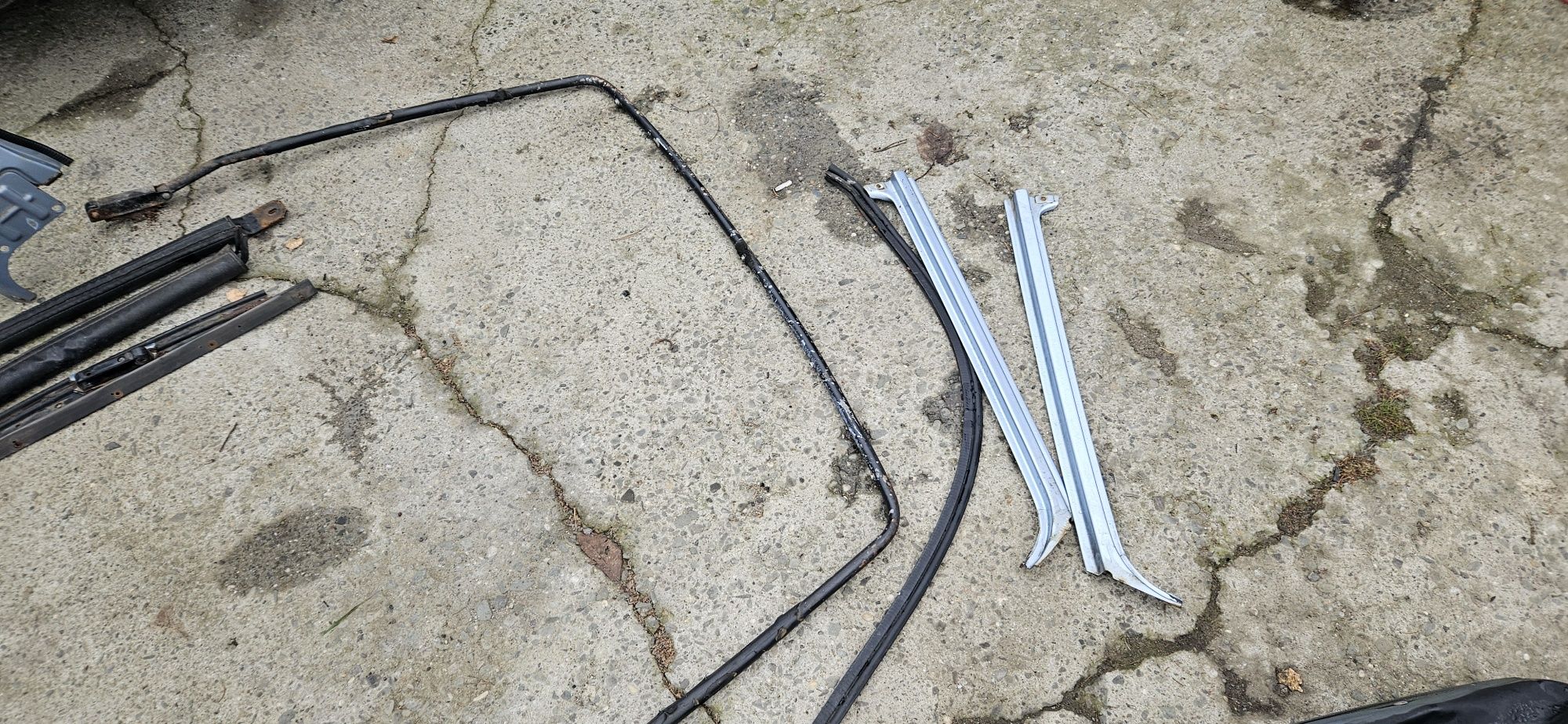 Suzuki Samurai Plandeka Pałąk Steleż