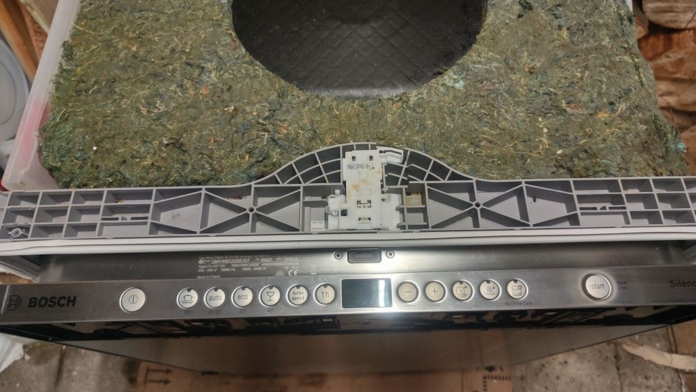 Zmywarka Bosch  60cm do zabudowy stan bdb
