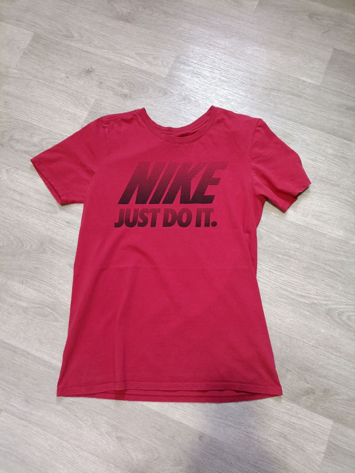 Футболка бавовняна Nike