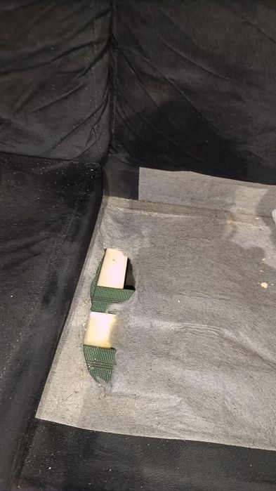 Sofá preto com chaise