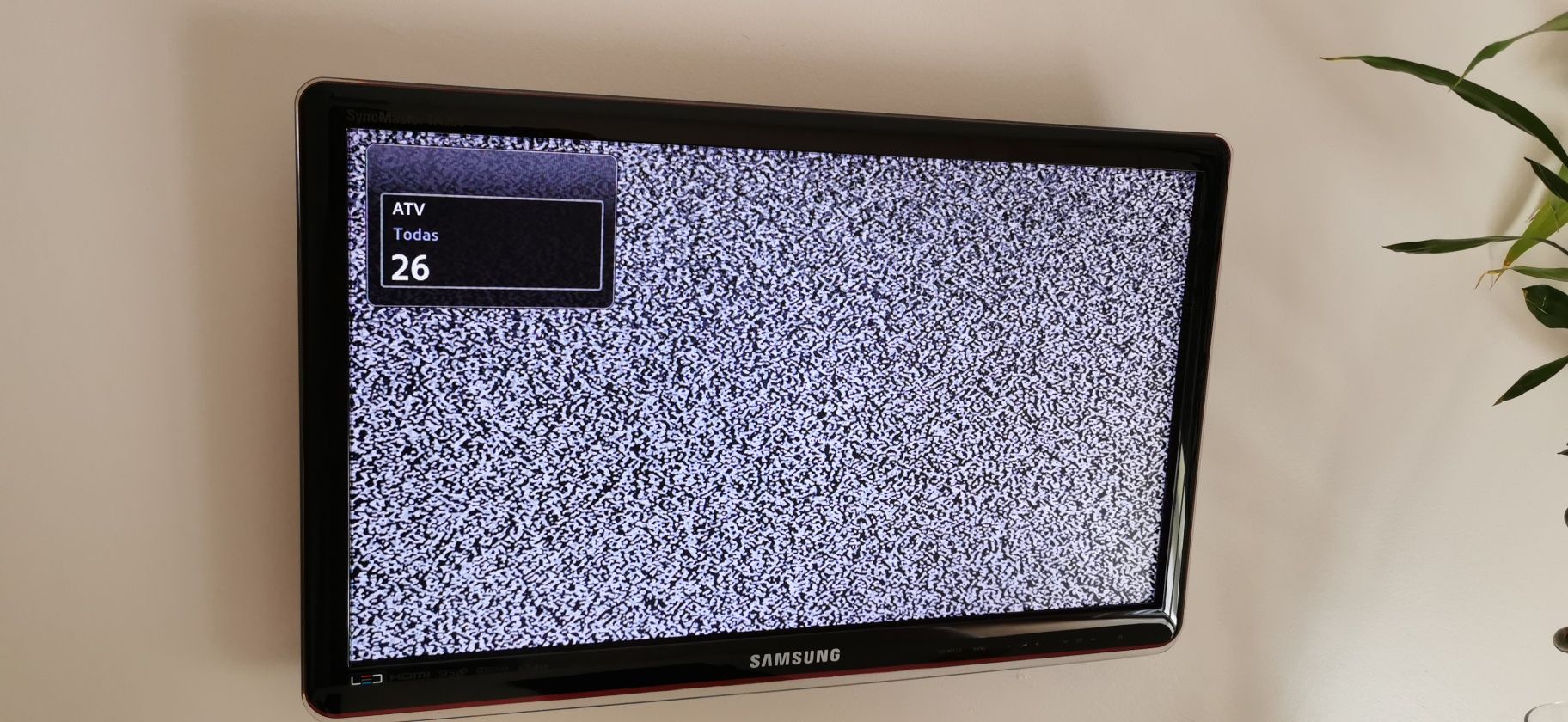 Televisão Samsung Sync Master TA350 de 50cms