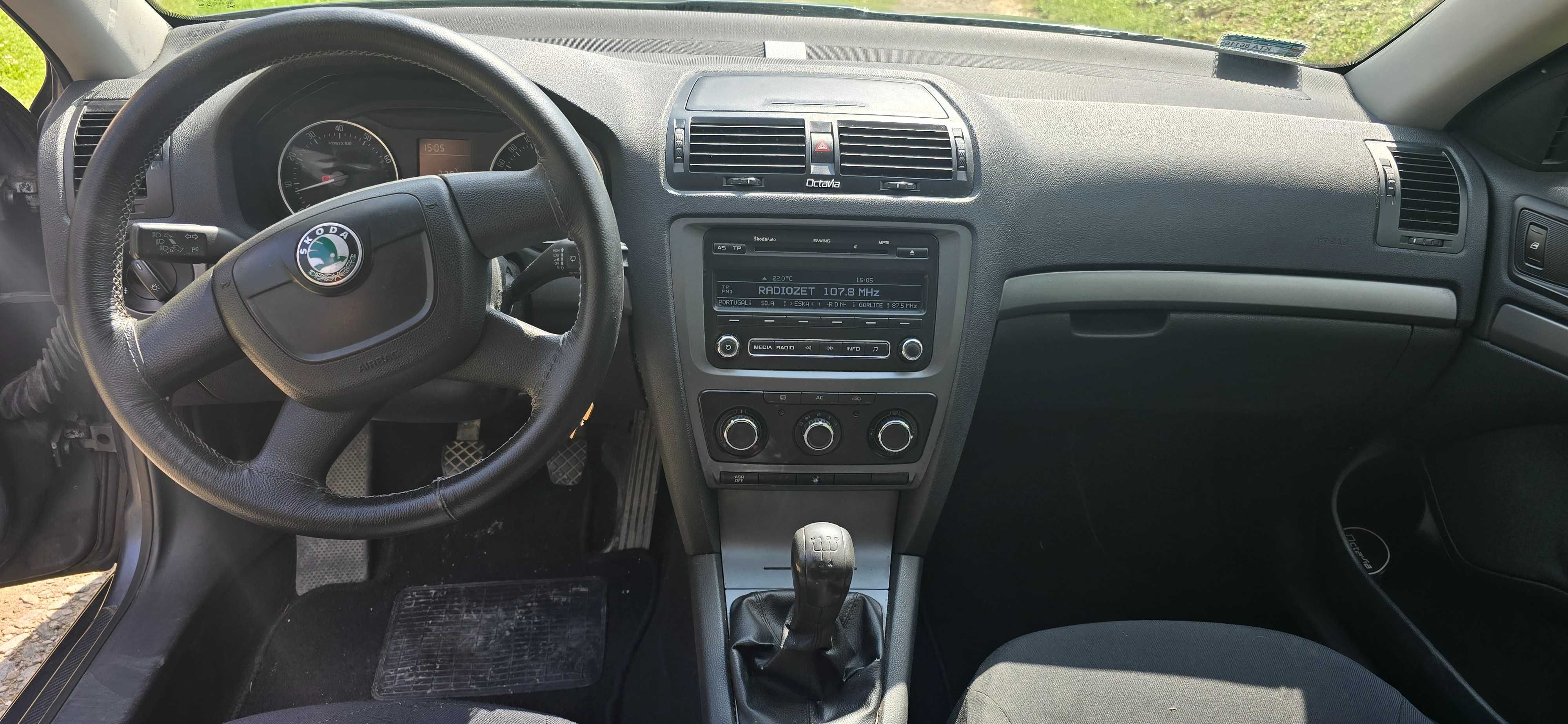 Skoda Octavia 2  MPI  1.6   2012r
