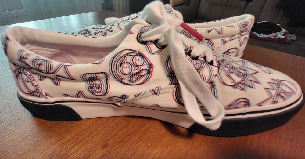 Ексклюзивні кеди "Rick and Morty" - Портал до неперевершеного стилю