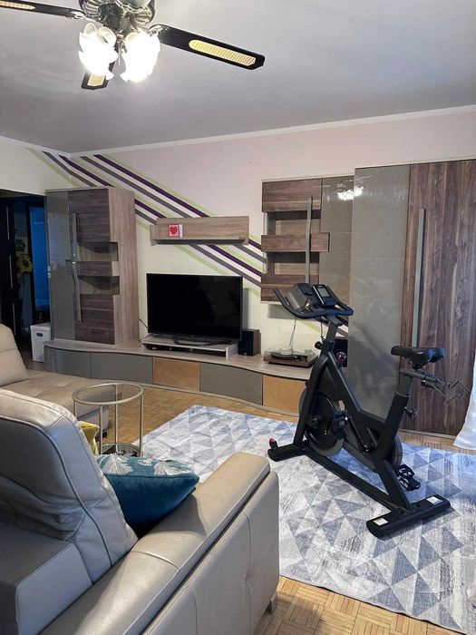 Pokój do wynajęcia w mieszkaniu 3pokojowym