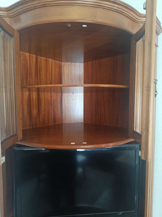 Móvel de canto em pinho (bar/móvel de TV)