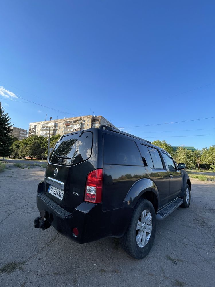 Продам Nissan Pathfinder