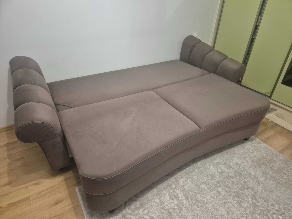 Sofa rozkładana trzyosobowa z funkcją spania