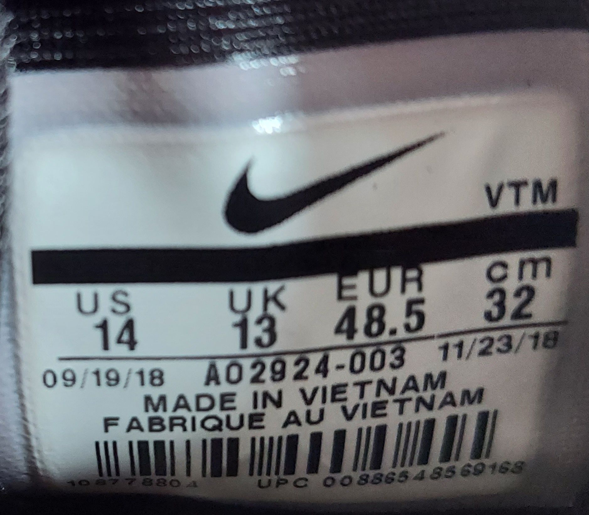 Кроссовки Nike AIR MAX 720 Midnight Navy оригінал 

Розмір по бірці: