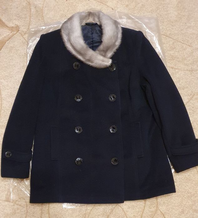 Полупальто утеплённое женское