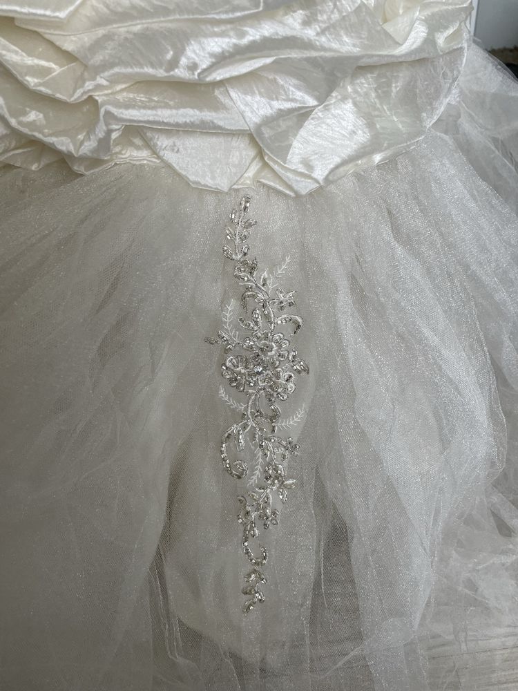 Suknia ślubna balowa do upcyklingu XS 34