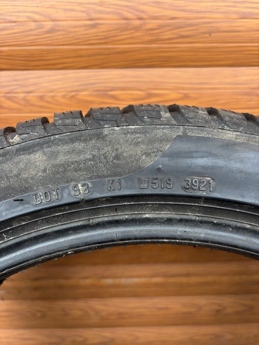 225/45/18 Pirelli 2 opony zimowe 2021r