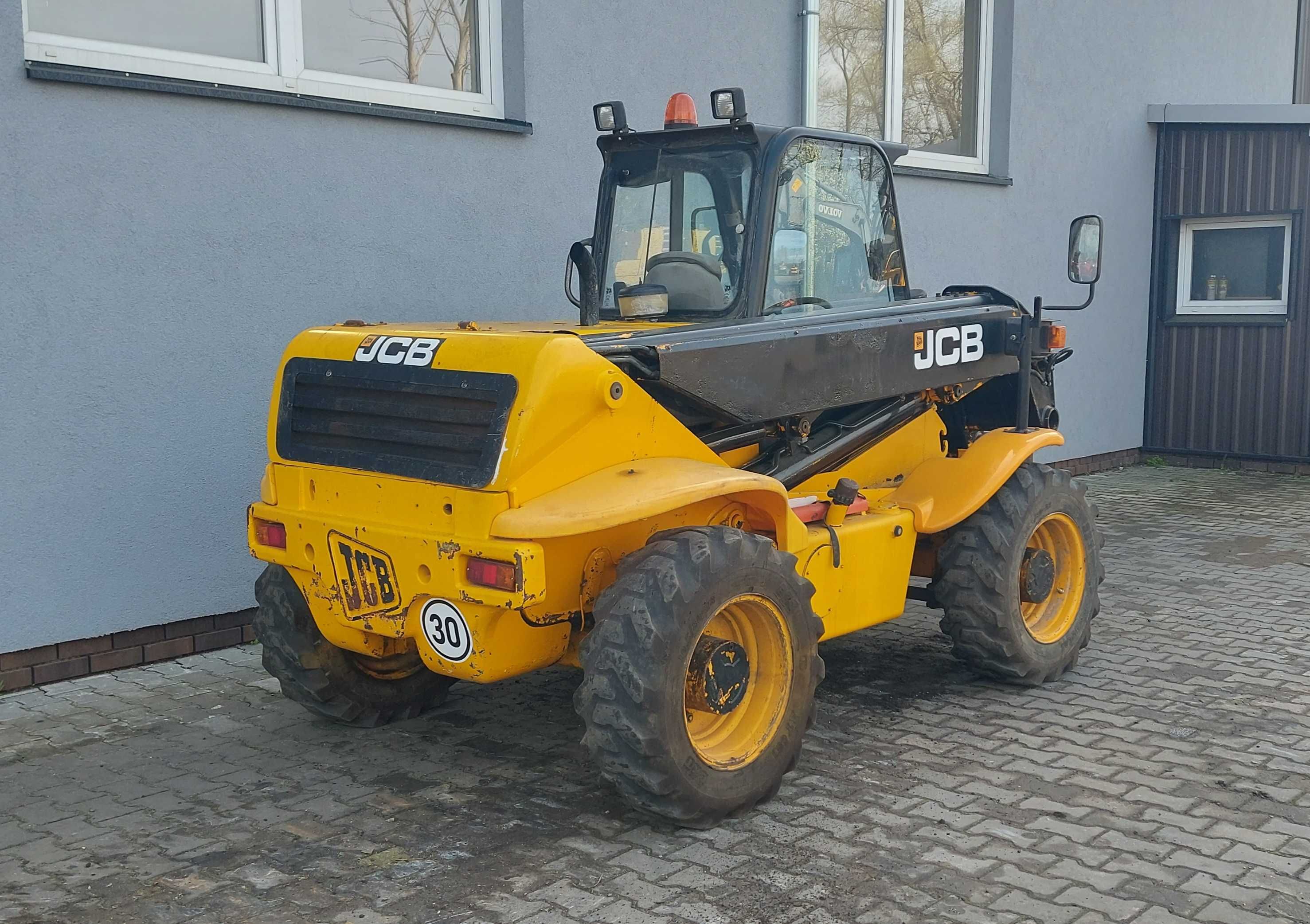 JCB 520-50 Mała Wąska Niska Do Ciasnych Pomieszczeń