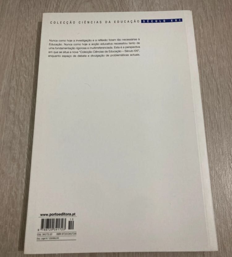 Livro “O que é a Escola? Um “olhar” sociológico - Rui Canário