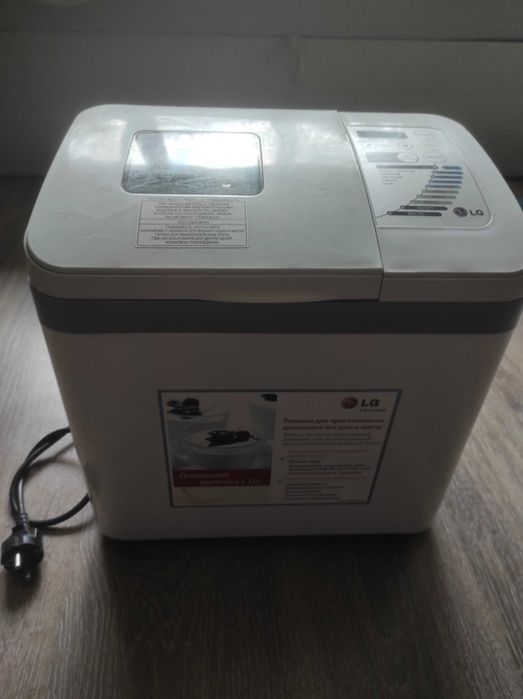 Хлібопіч LG в гарному робочому стані