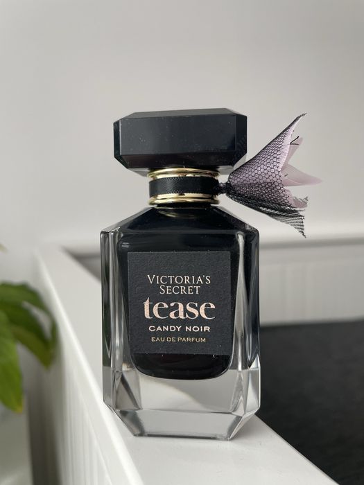 tease candy noir Victoria's Secret