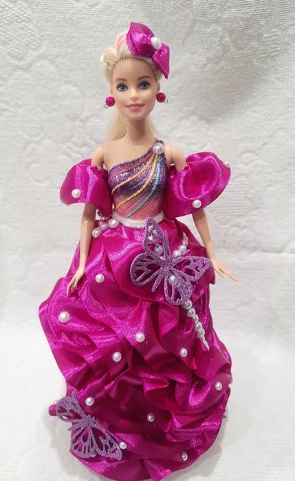 Лялька Барбі сувенір