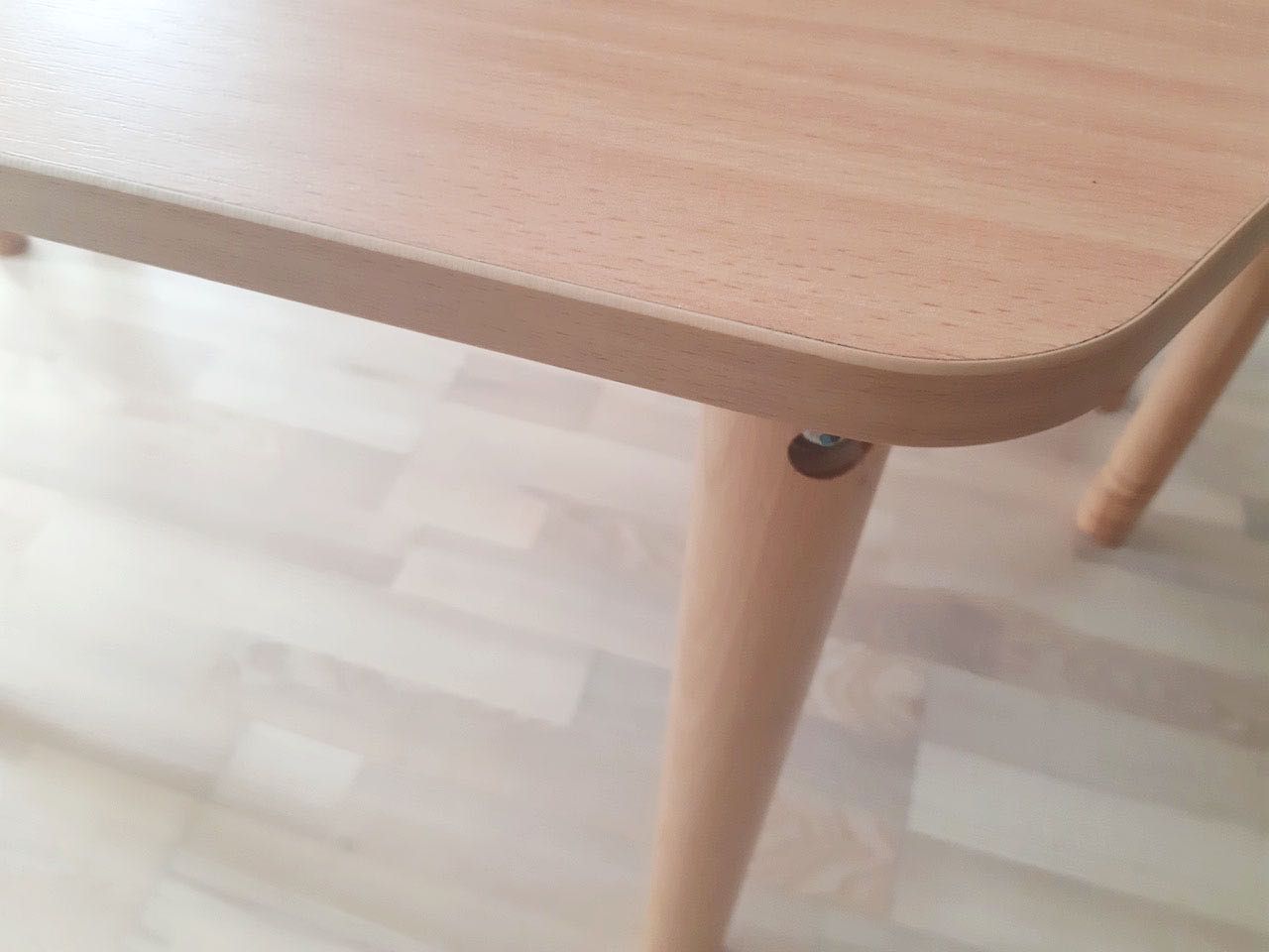 2 stoliki szkolne Moje Bambino - jak nowe - rozm 3-5 (119cm -176,5 cm)