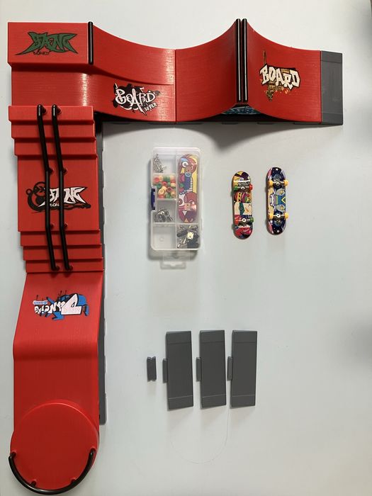 Mini skates, com rampas e acessorios