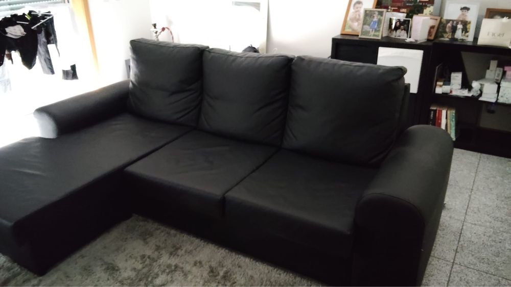 Sofa preto chaiselong
