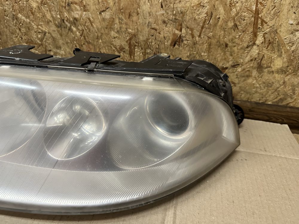 Передні фари ксенон xenon Фольксваген Пассат Б5 + VW Passat B5 + 00-05