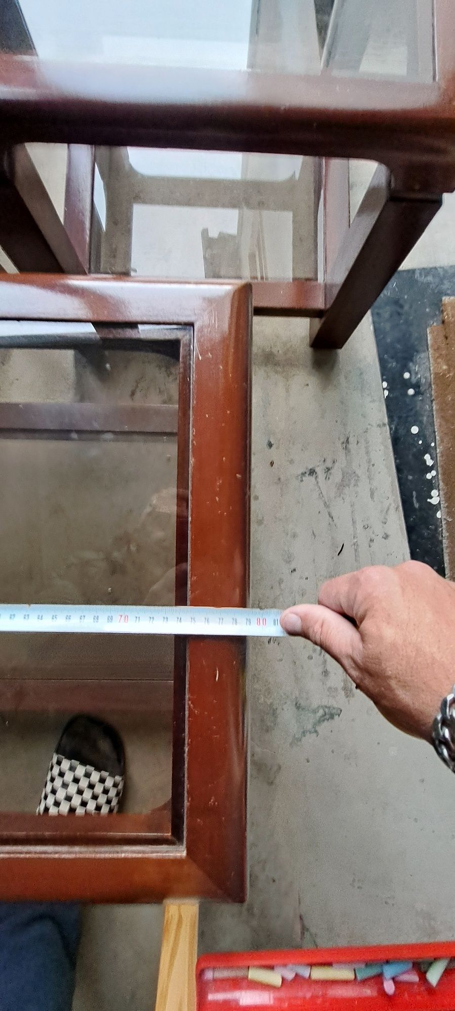 Conjunto de 2 mesas de apoio de sala, vendo individual, tudo a 60€, ve