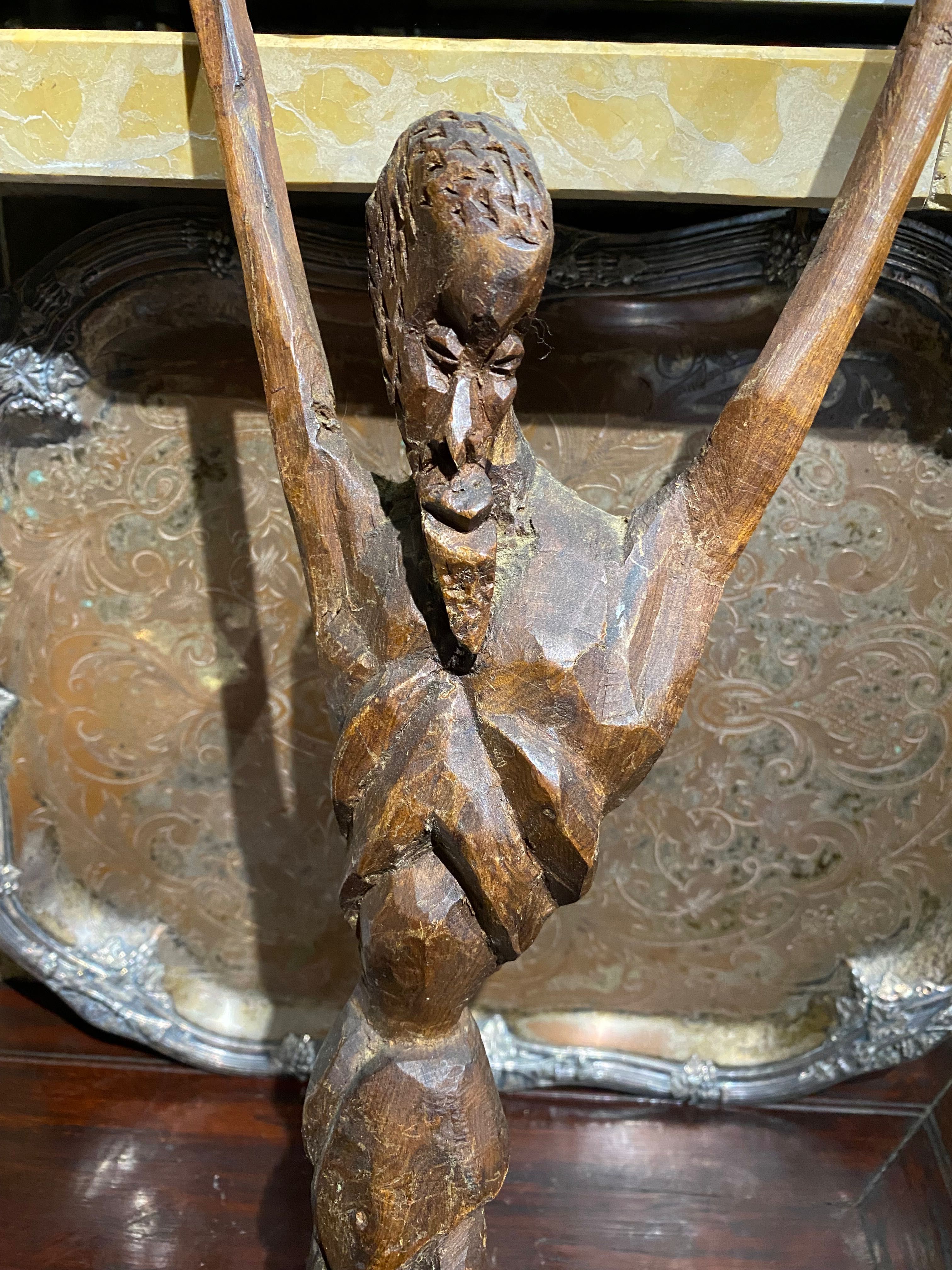 Escultura Madeira exótica Alberto Chissano 1974 assinado