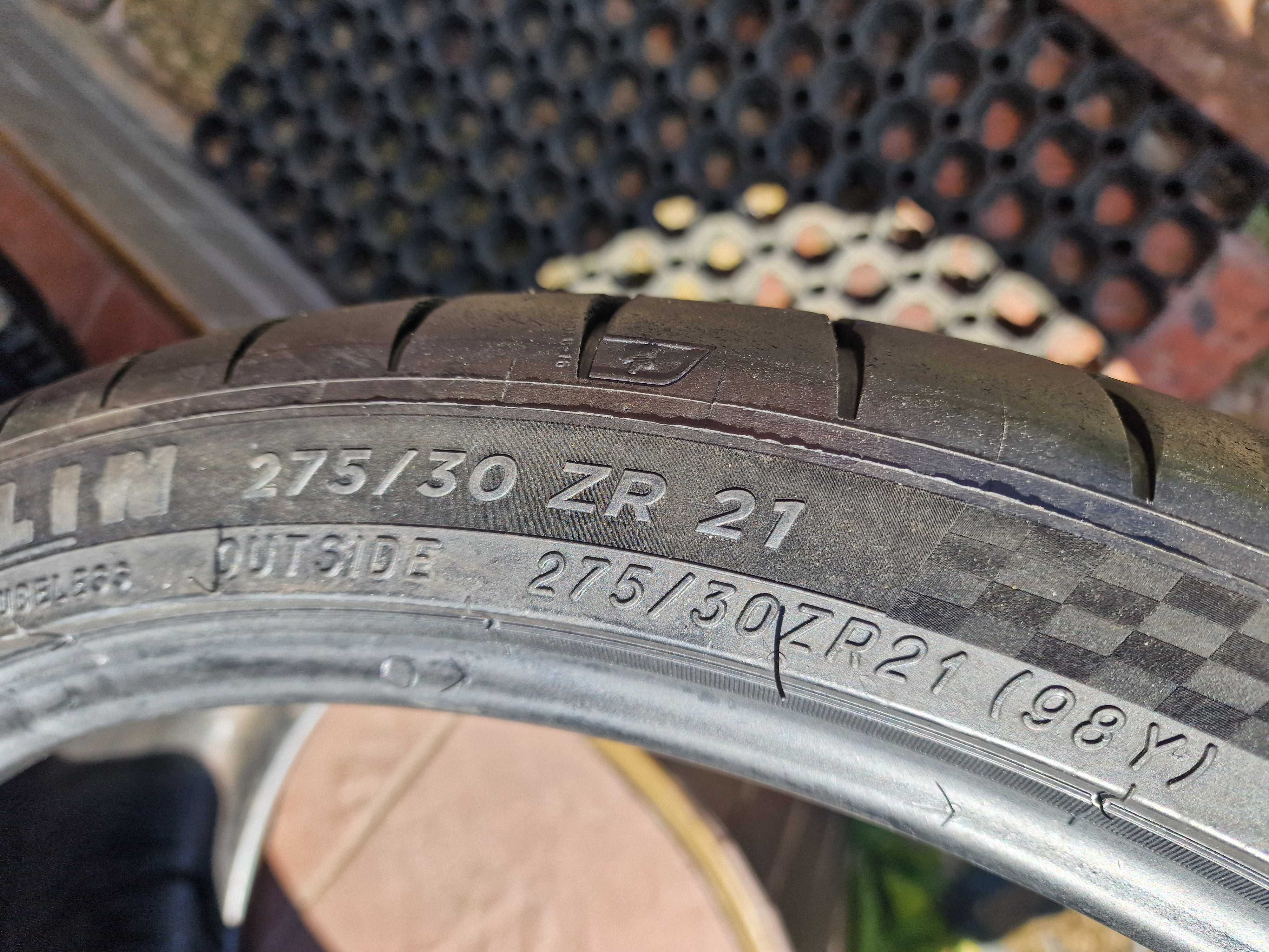 275/30/21 Michelin pilot sport 4S , super para Demo 7mm z 20r.