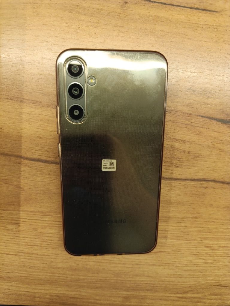 Witam Sprzedam telefon A34 Samsung