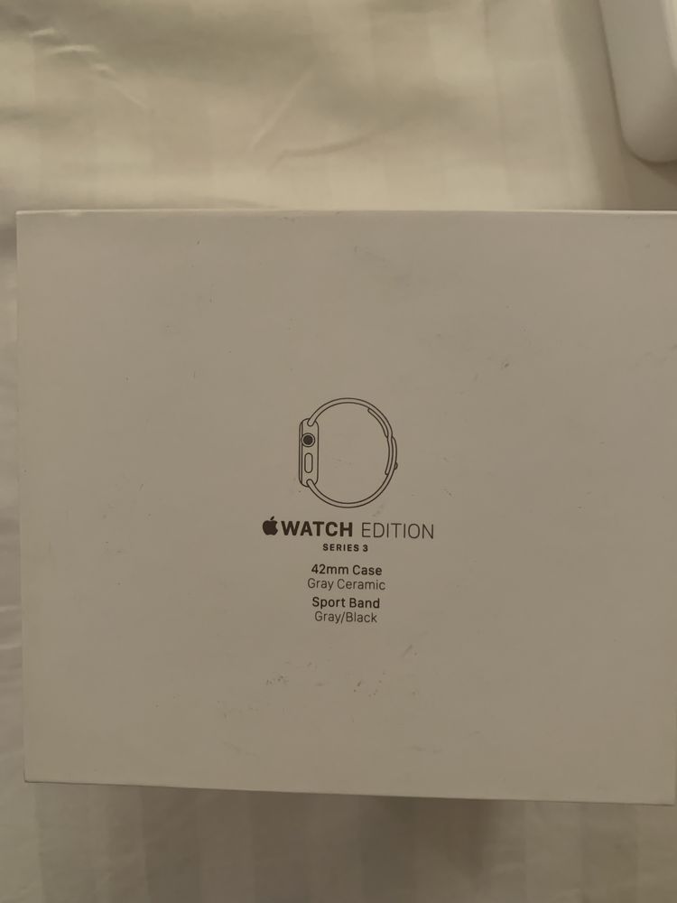 Apple Watch 3 Ceramic Gray