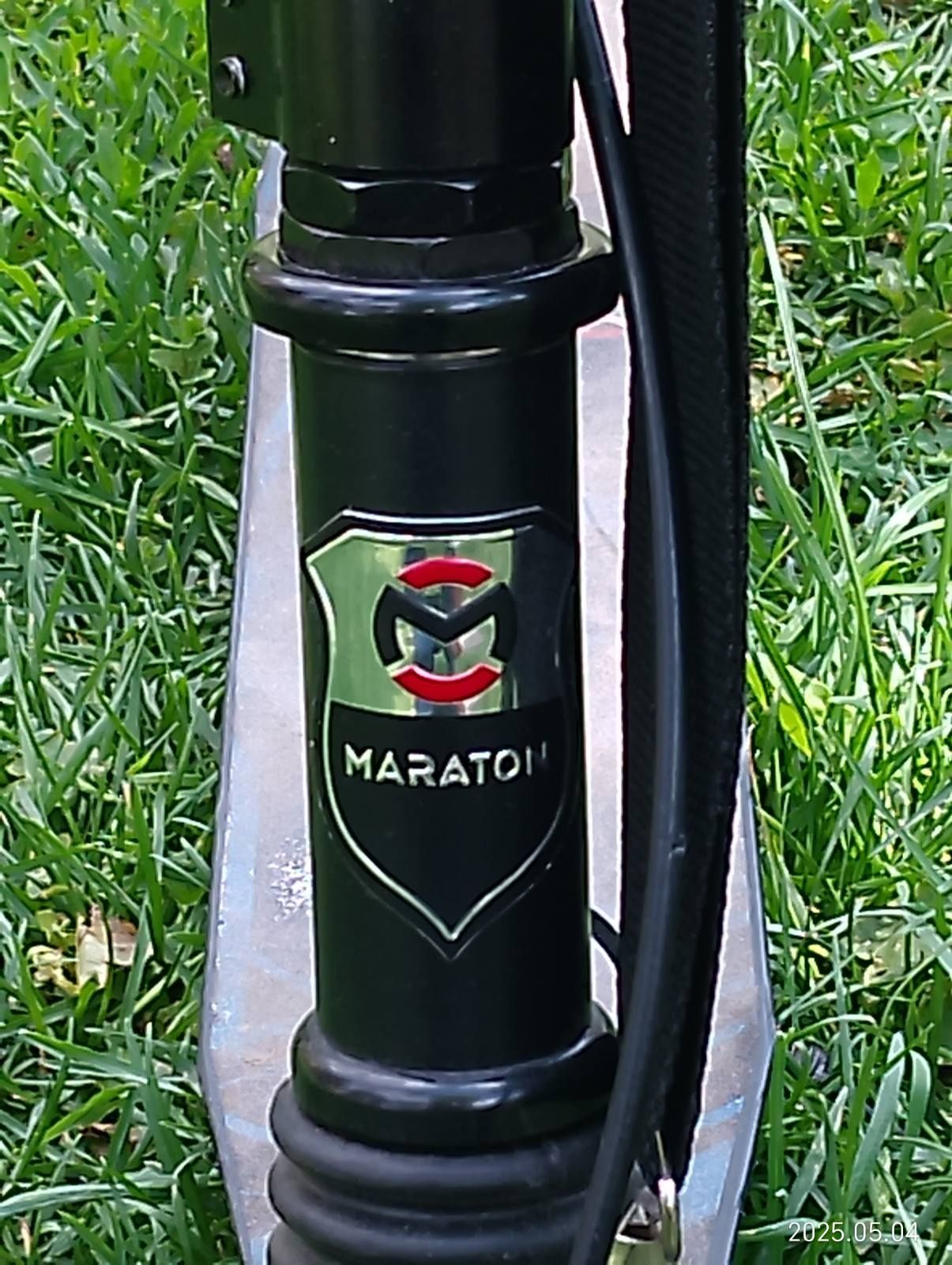 Дитячий самокат фірми Maraton