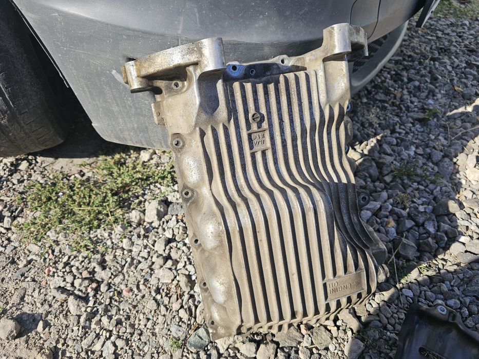Поддон з Acura RL Kb1.