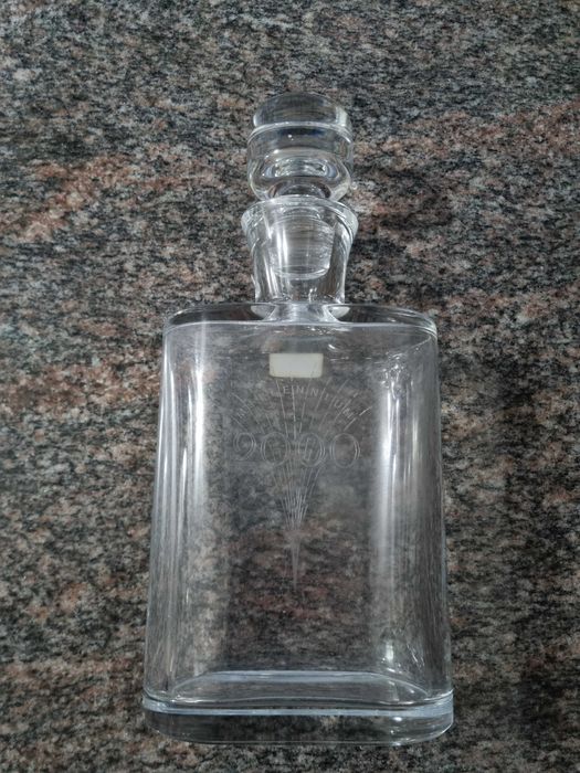 Garrafa em Cristal Atlantis (Millennium ano 2000)