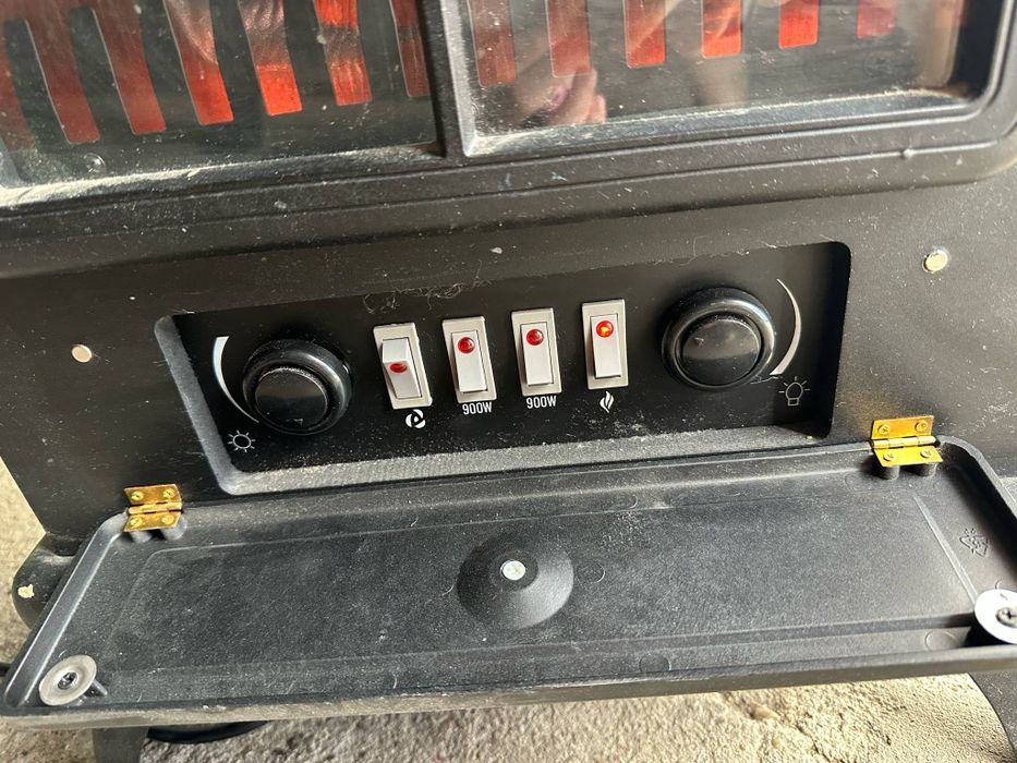 Piecyk elektryczny z funkcją grzania