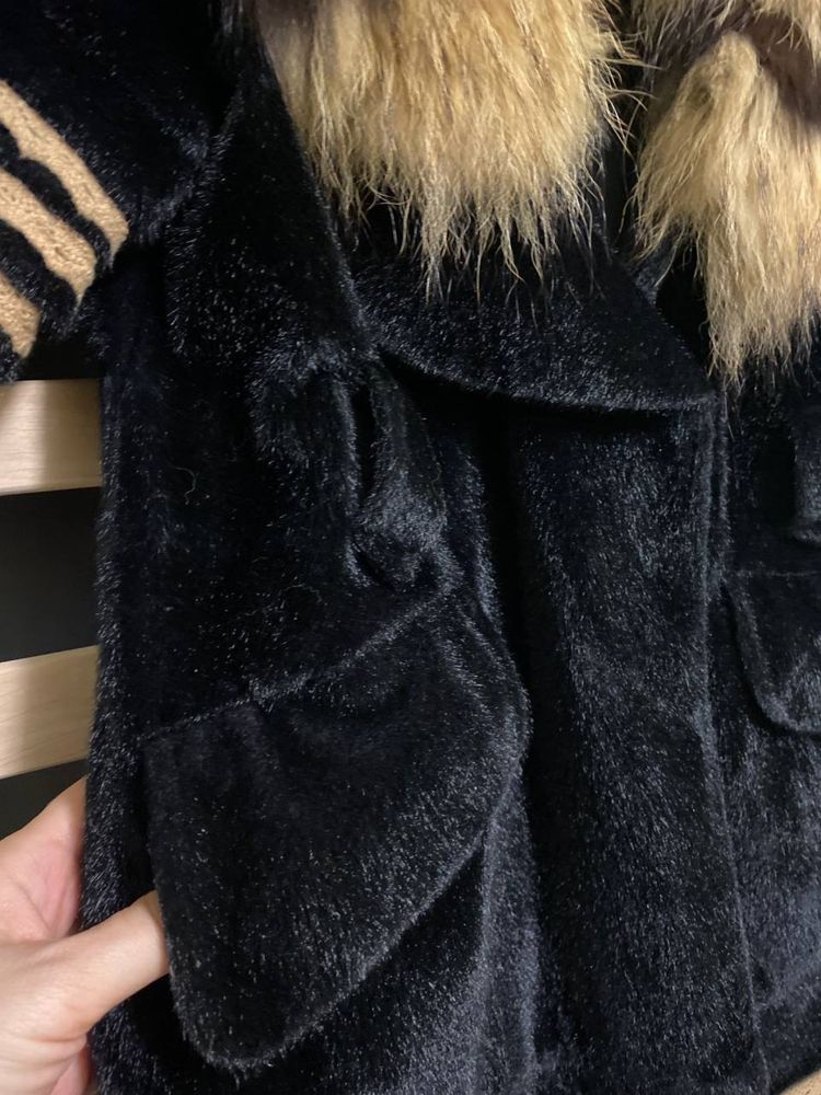 Жилетка Gucci, шубка, верхній одяг.