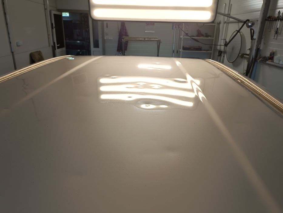 Usuwanie wgnieceń po gradobiciu