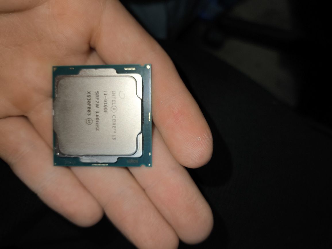 Procesor intel core 3 + chłodzenie procesora