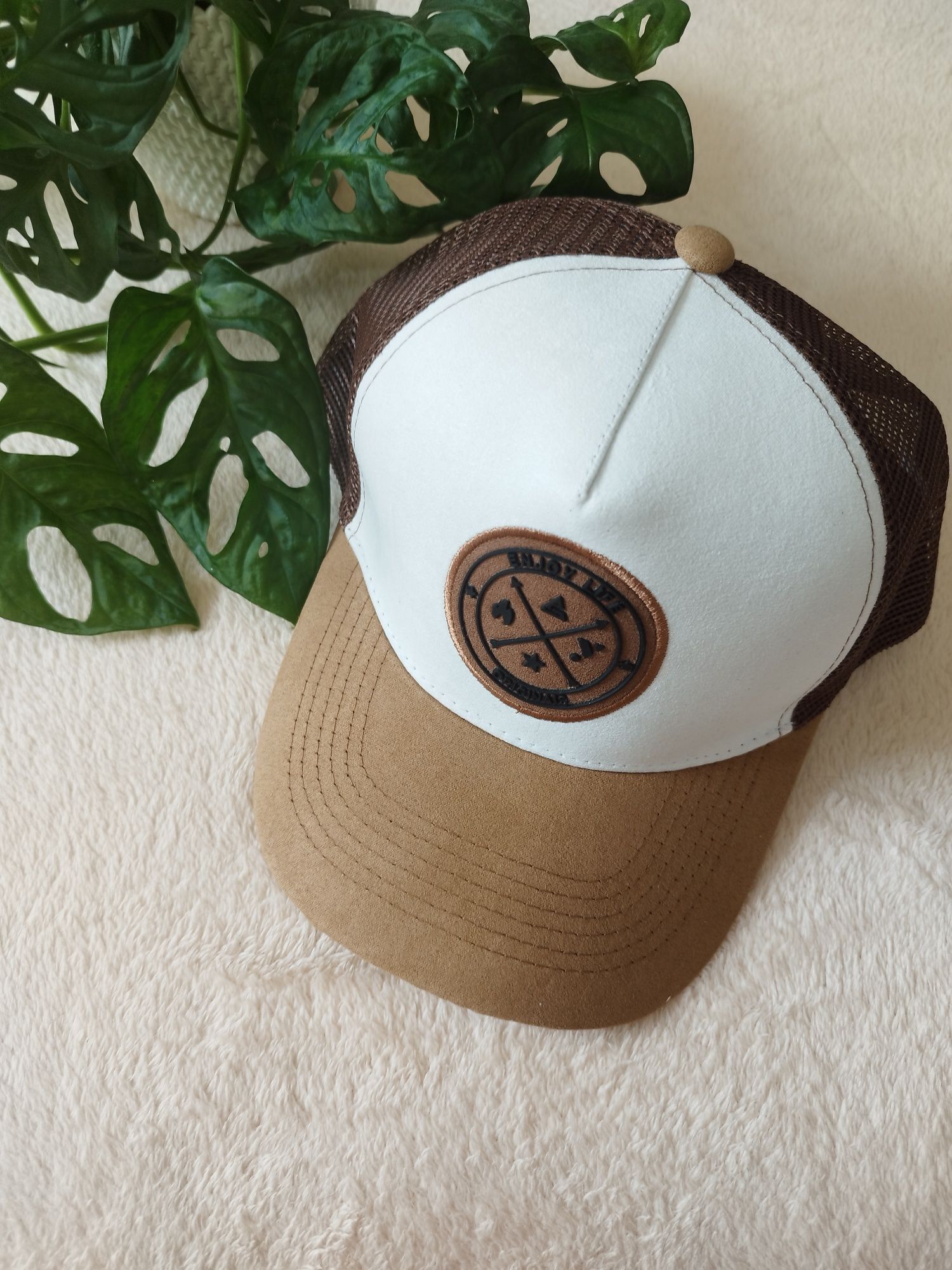 Nowa czapka z daszkiem męska trucker truckercap summerlook bejsbolówka