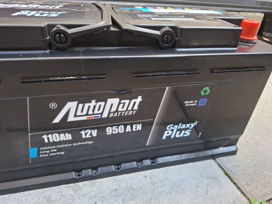 Akumulator samochodowy 12V