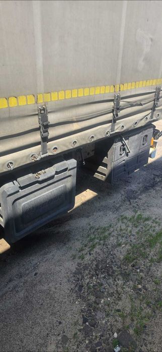 Напівпричіп Krone