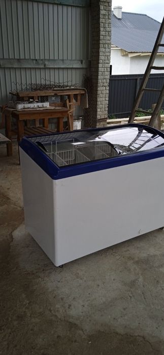 Продам морозильну камеру Juka M400S