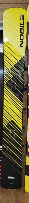 Snowboard nobile 183 cm