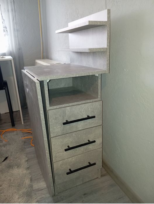 Манікюрний складний столик колір бетон