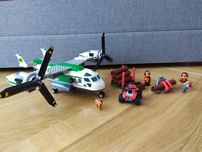 LEGO City 60021 - wirolot - samolot towarowy z akcesoriami