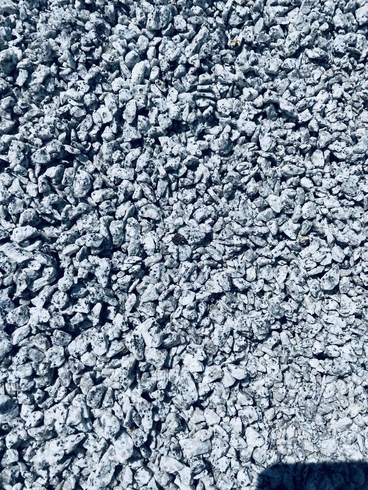 GRYS GRANITOWY 2-5, 2-8 mm Dalmatyńczyk Szary Granit Zasypka Lastryko