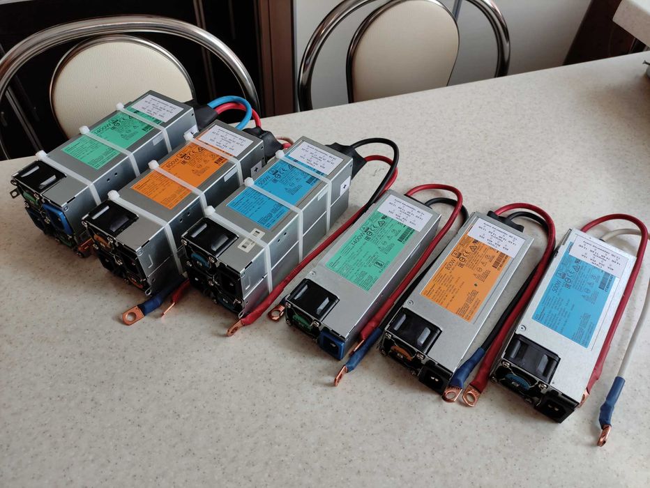 Зарядні 20А-200А пристрої LiFePo4 12/24 АКБ Li-ion зарядное