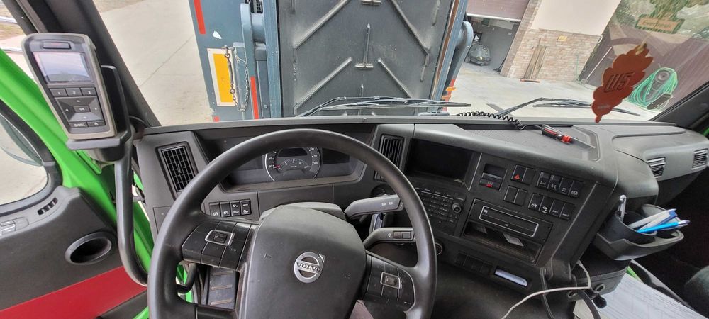 Volvo FMX 540 6x6 do drewna  EPSILON M170Z